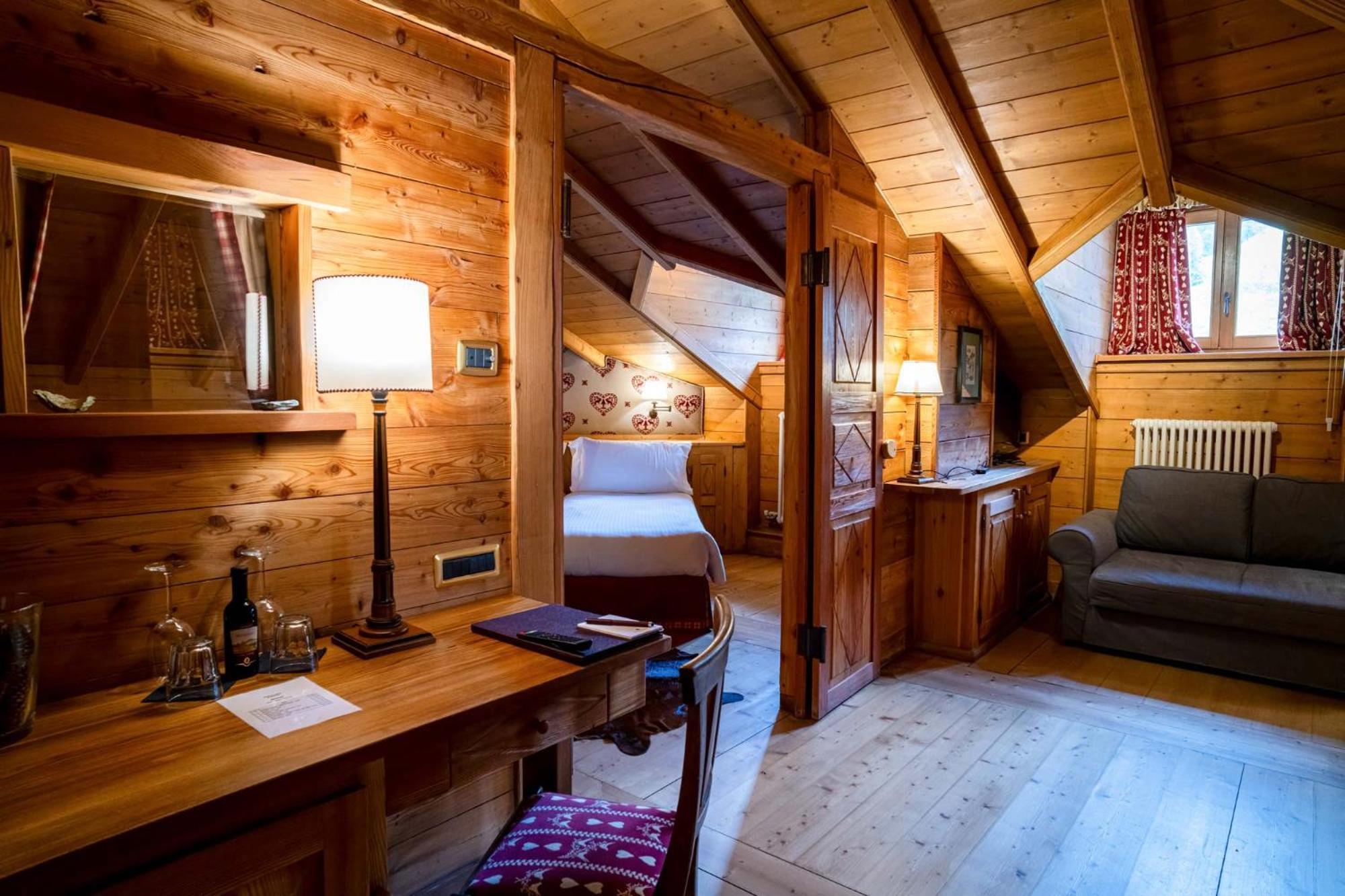 Hotel Breithorn Champoluc Bagian luar foto