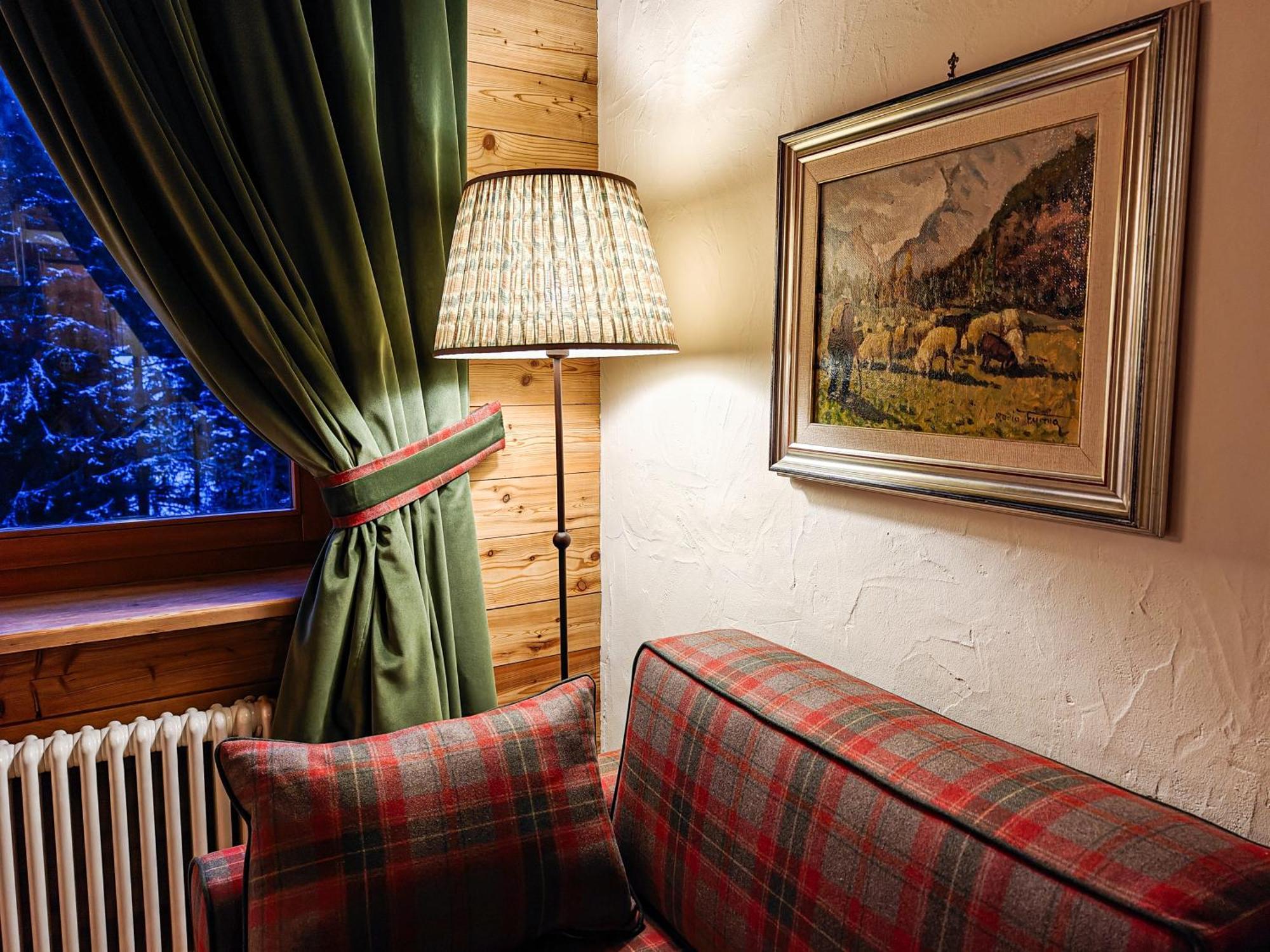 Hotel Breithorn Champoluc Bagian luar foto