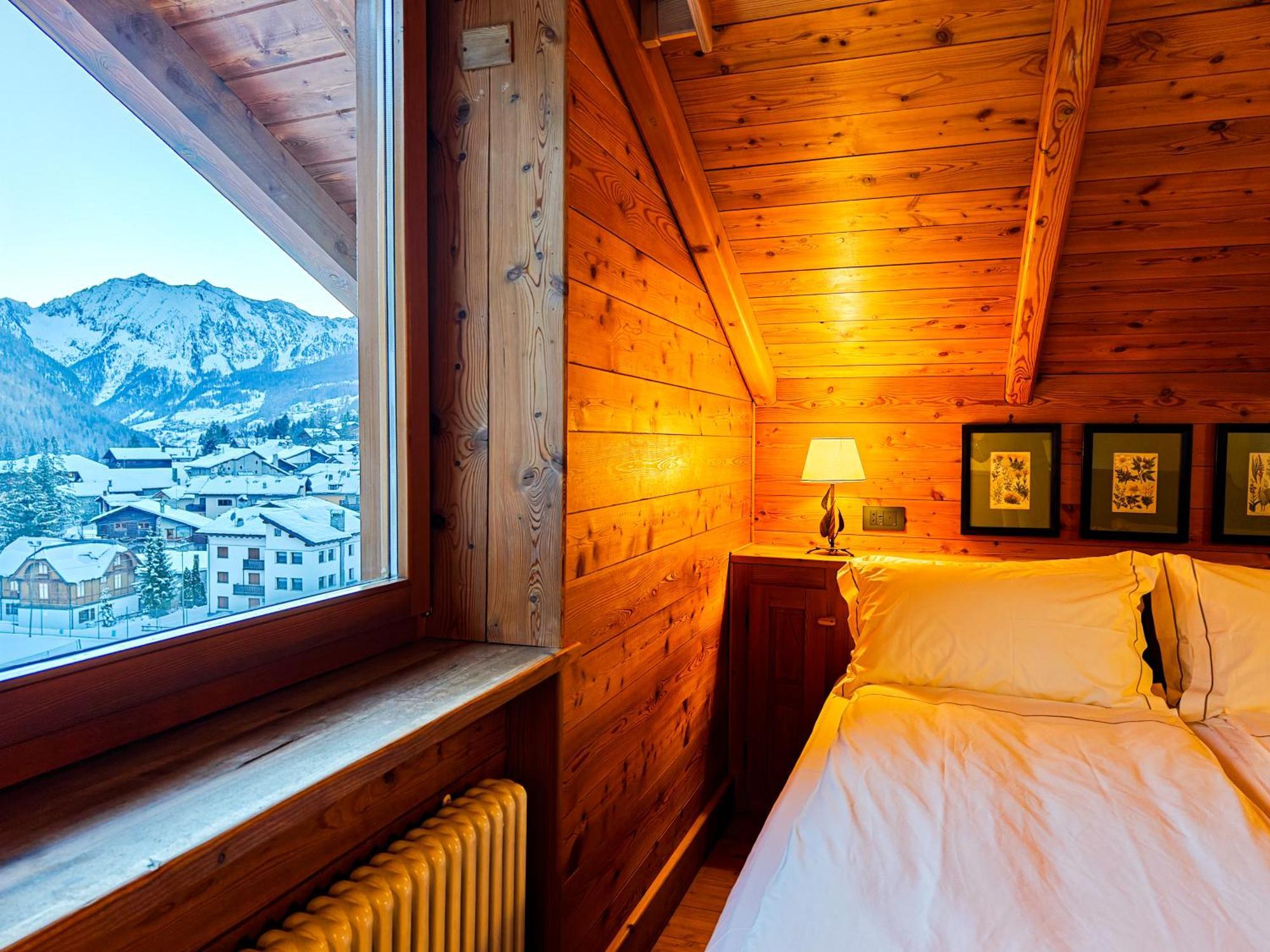 Hotel Breithorn Champoluc Bagian luar foto