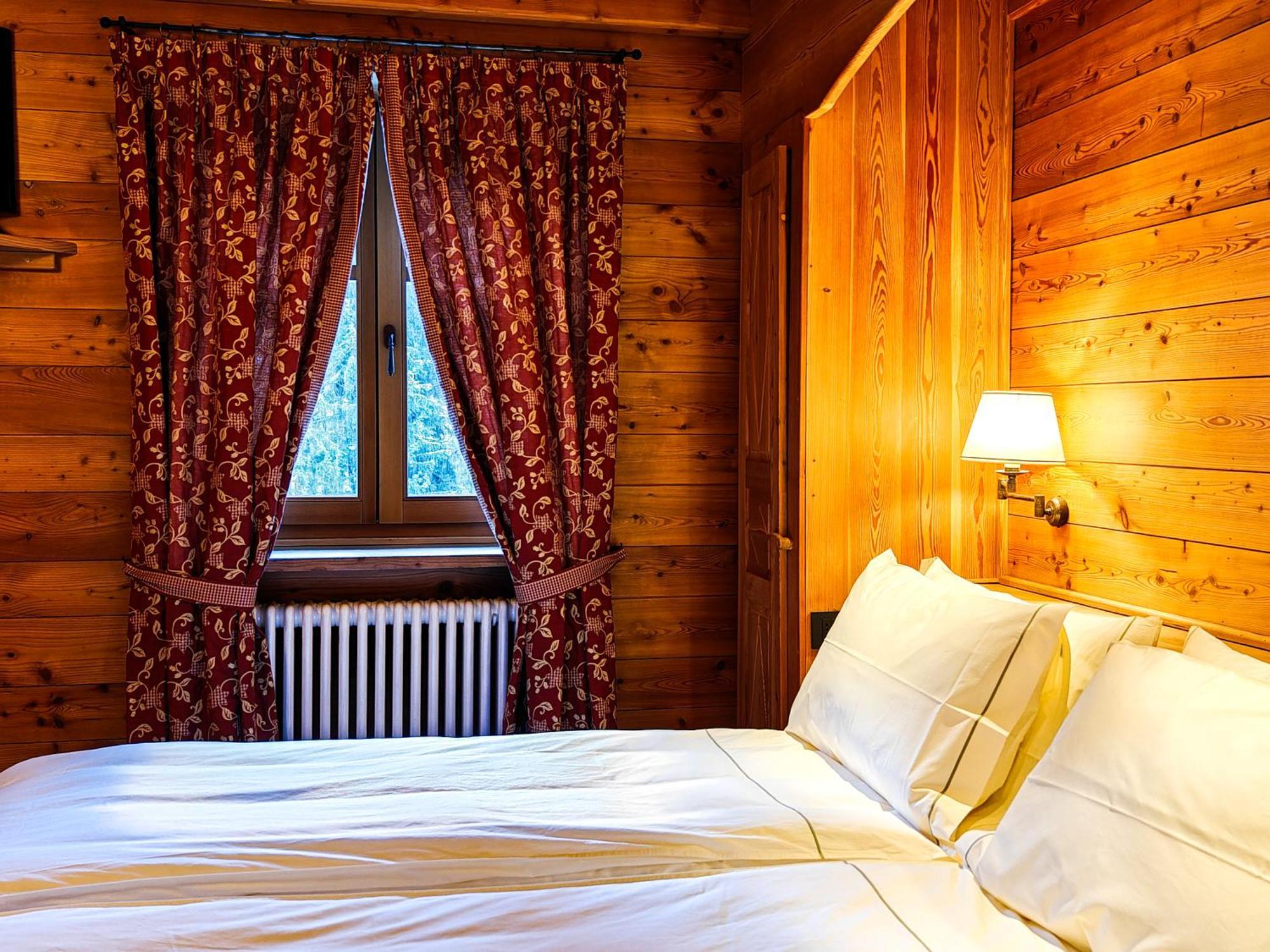Hotel Breithorn Champoluc Bagian luar foto